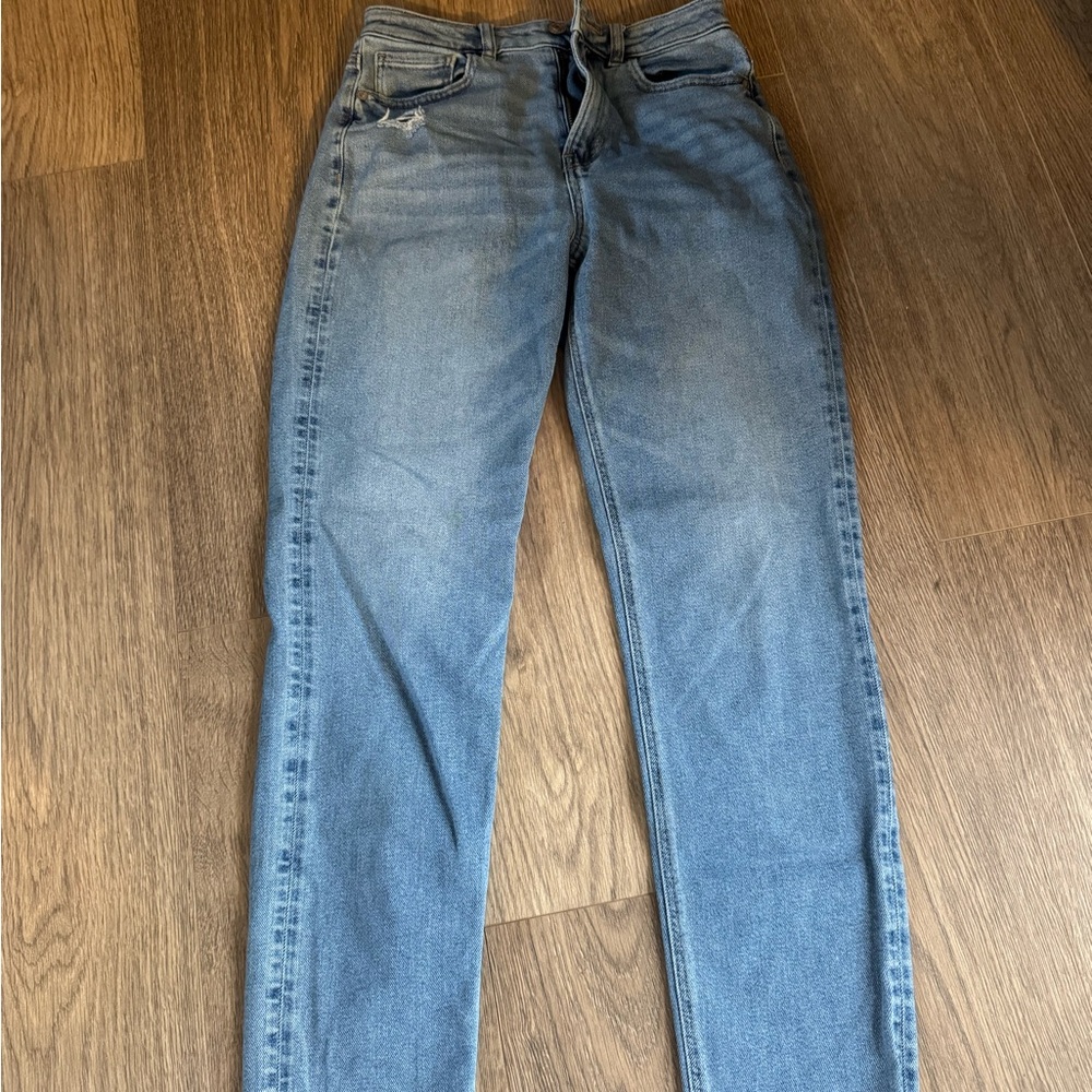 American Eagle Outfitters Light Blue Skinny Jeans
